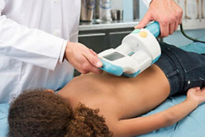 Дистанційне регулювання імплантатів при лікуванні сколіозу